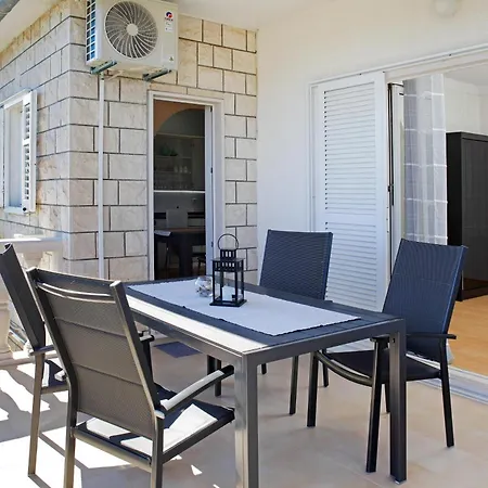 Apartment Semper - Heated Pool