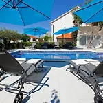 Apartamento Semper - Heated Pool