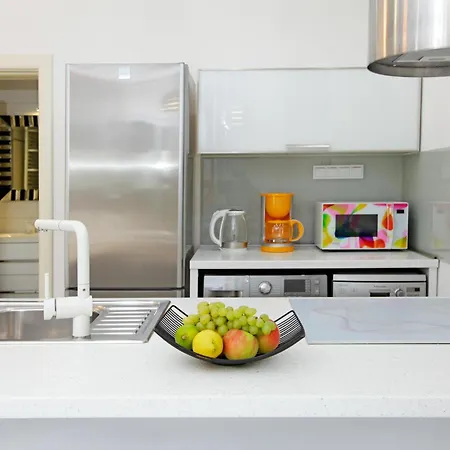 Appartement Semper - Heated Pool Bol